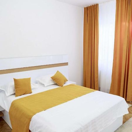 Strada Muresenilor - Savas Apartament Braszów Zewnętrze zdjęcie